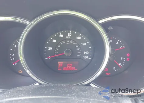 2013 Kia Sorento Lx z USA, uszkodzony, nr VIN 5XYKTCA6XDG336906